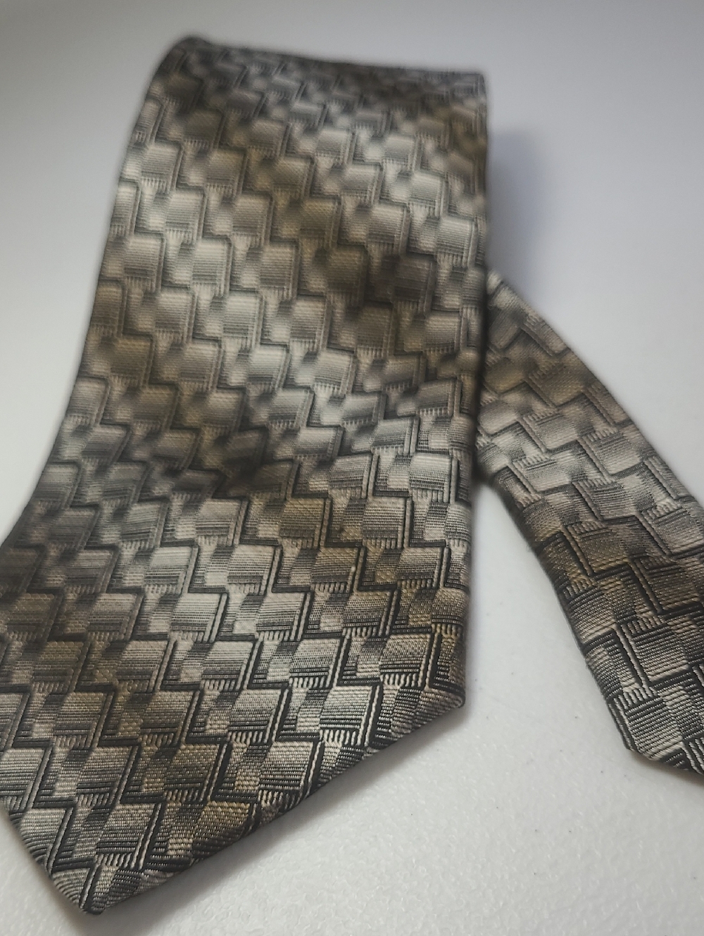 Joseph & Feiss Champagne and Black Geometric Pattern Tie